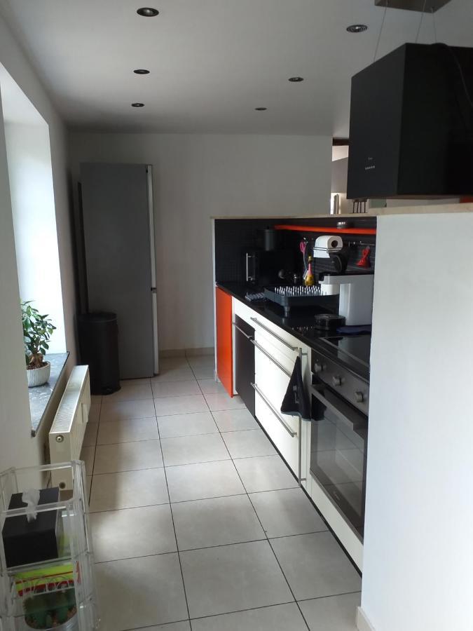 Maison De Vacances, Gite "Le Vieux Logis" A โพรฟงเดอวีลล์ ภายนอก รูปภาพ