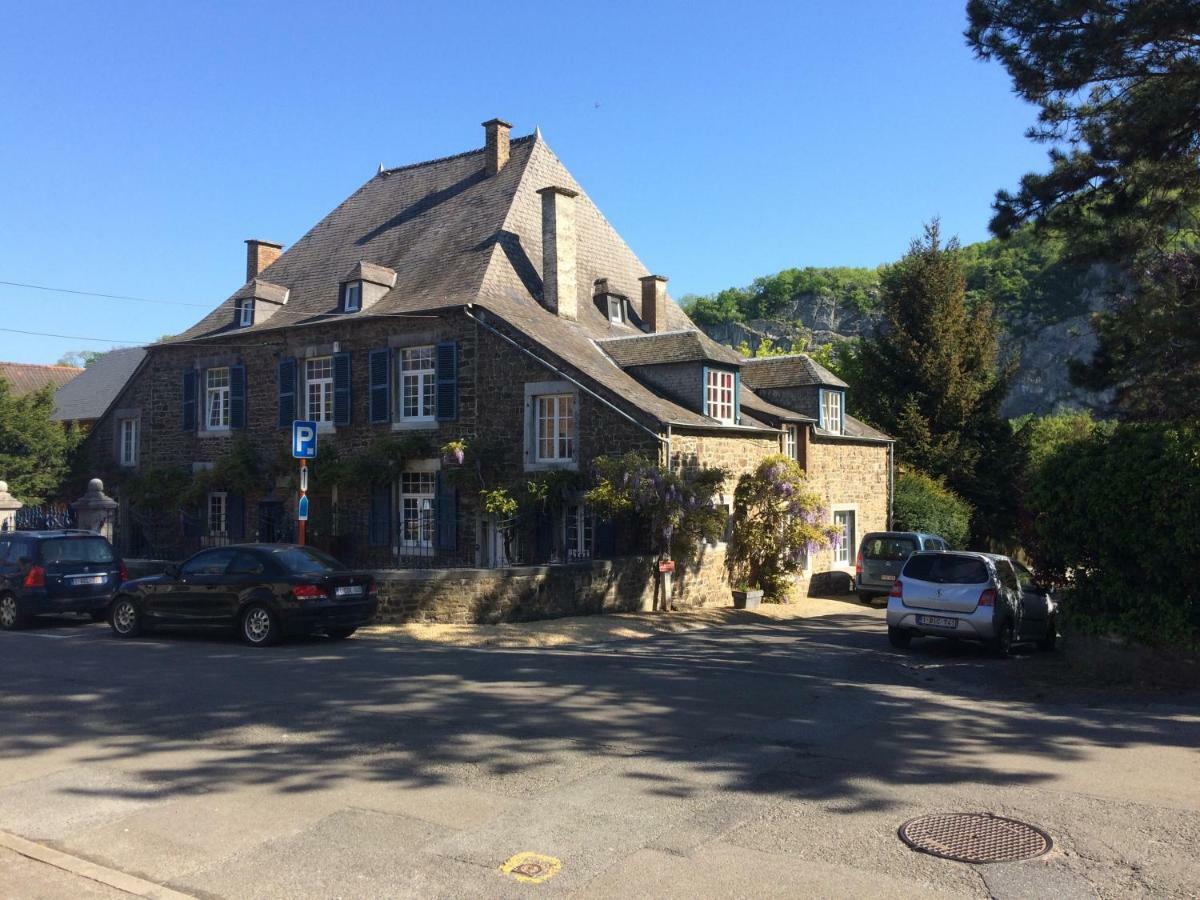 Maison De Vacances, Gite "Le Vieux Logis" A โพรฟงเดอวีลล์ ภายนอก รูปภาพ